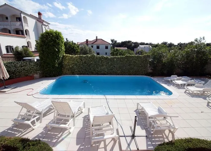 Apartment In With Balcony, Air Conditioning, Wifi 858-3