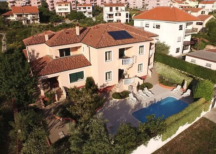 In With Balcony, Air Conditioning, Wifi 858-3 Appartement *