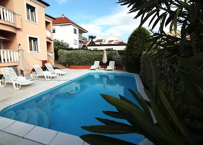 In With Balcony, Air Conditioning, Wifi 858-3