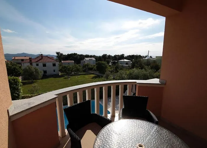 In With Balcony, Air Conditioning, Wifi 858-3 Lejlighed