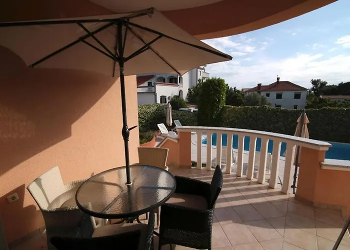 In With Balcony, Air Conditioning, Wifi 858-3 * 자다르