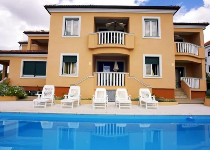 Lejlighed In With Balcony, Air Conditioning, Wifi 858-3