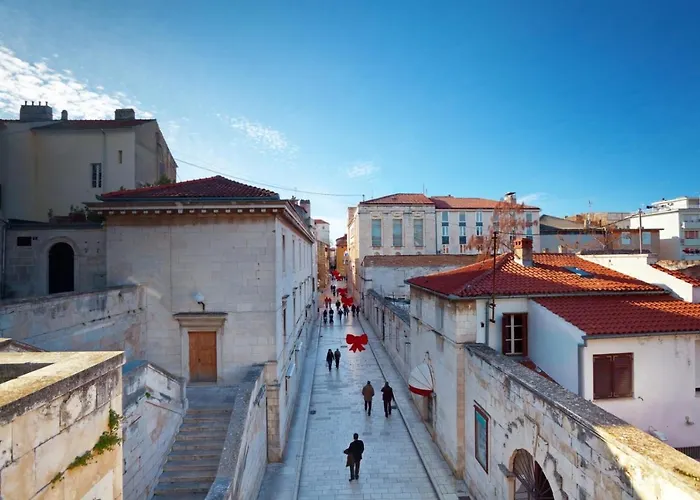 Appartement In With Balcony, Air Conditioning, Wifi 858-3 *