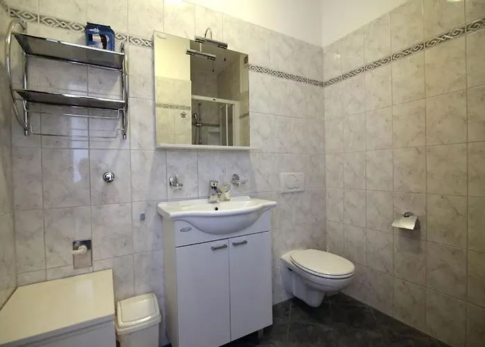 In With Balcony, Air Conditioning, Wifi 858-3 자다르